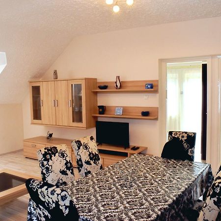 Relax Apartman Zalakaros Exteriör bild